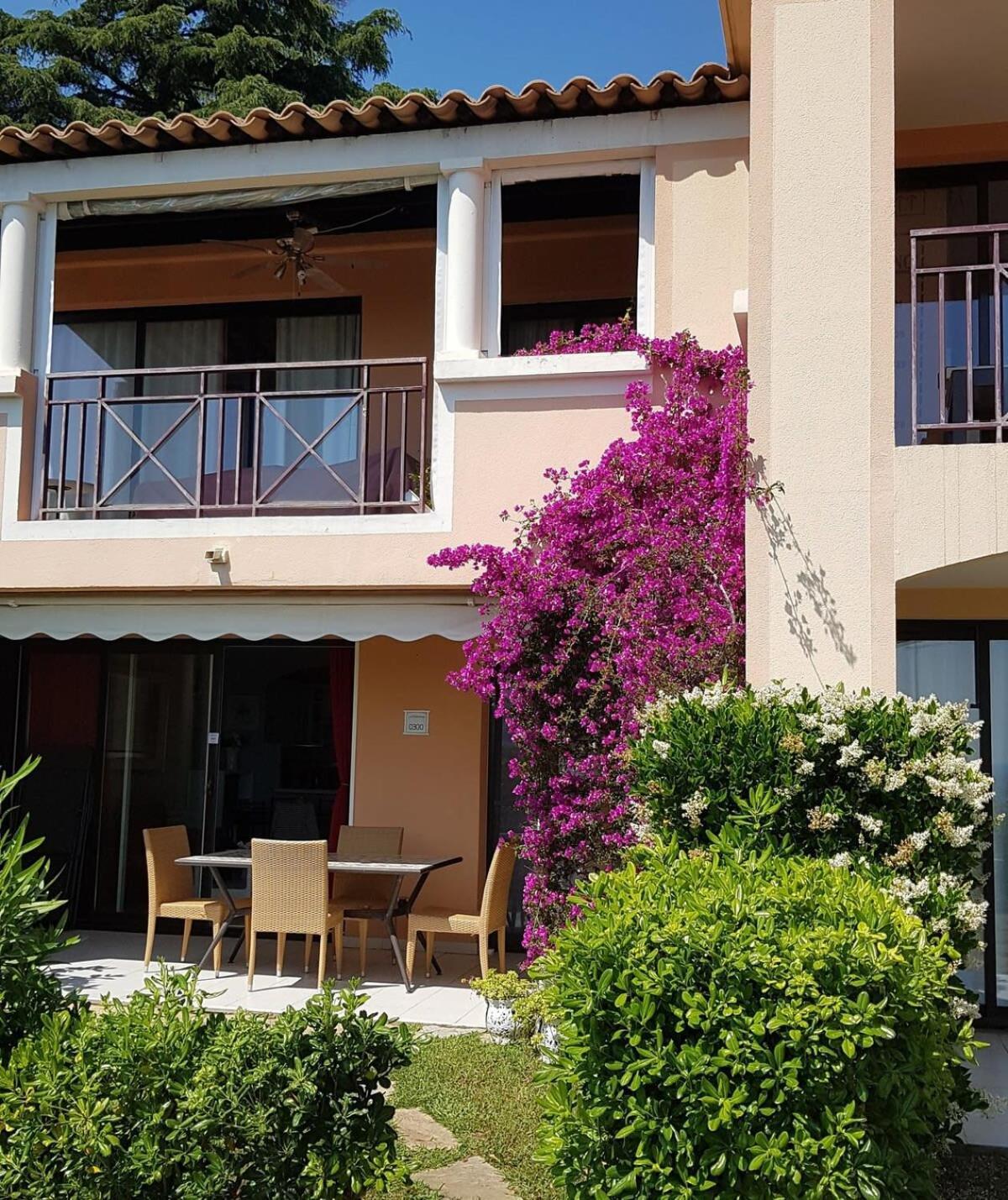 Appartement A051 With Terrace In - 4 People *